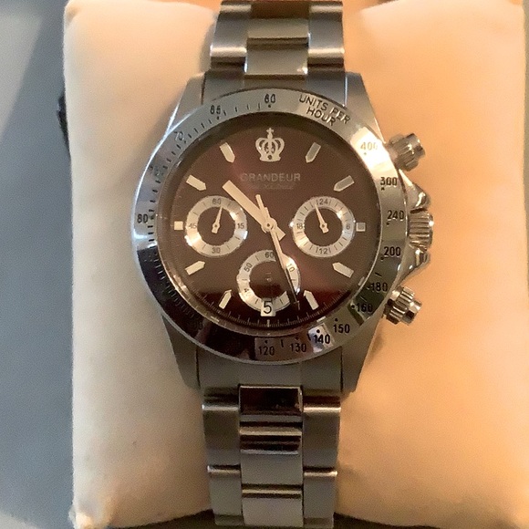 Grandeur Elegance Men’s Wristwatch - Picture 3 of 9